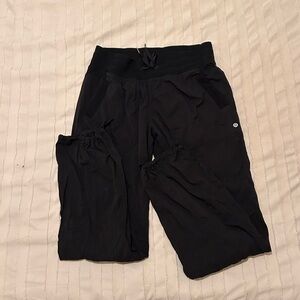 Mid rise dance studio joggers